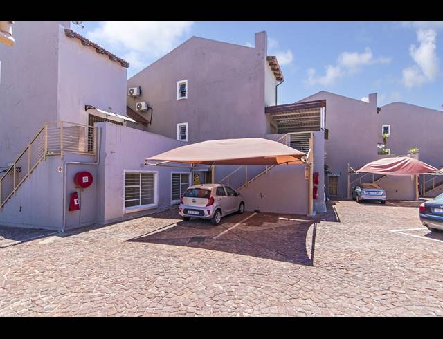 3 BEDROOM APARTMENT TO LET IN FERNDALE
